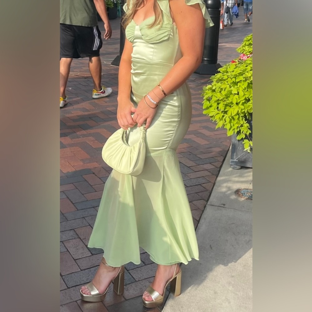 Green maxi fit dress with matching purse